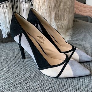 Nine West Black/Grey/Tan Pumps